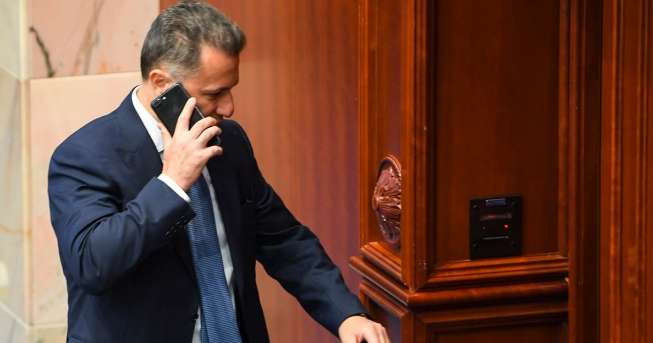 Gjykata e Lartë ia vërtetoi Gruevskit dënimin për rastin “Dhuna në Qendër”
