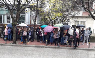 Tetovë, nxënësit në protesta kundër ndotjes së ajrit
