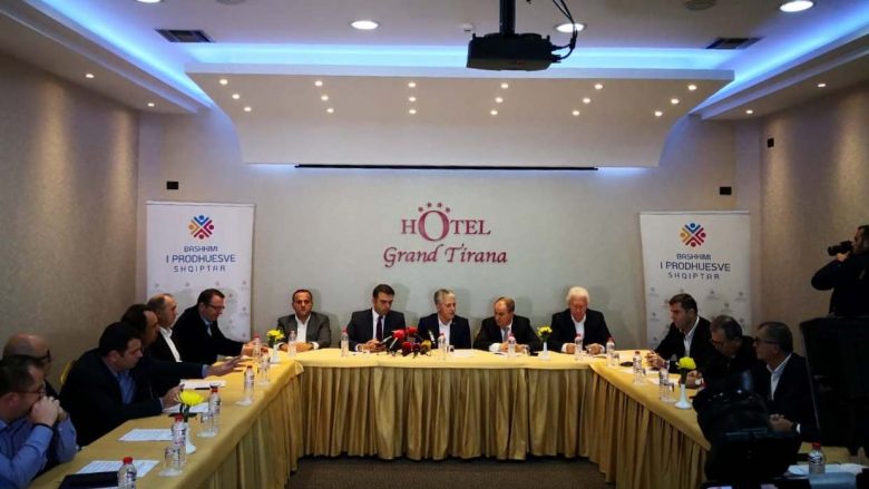 Klubi i Prodhuesve kërkon heqjen e barrierave dhe unifikim të tregut kombëtar shqiptarë