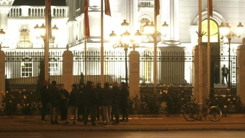 Protestë para Qeverisë për shkak të arratisjes së Gruevskit