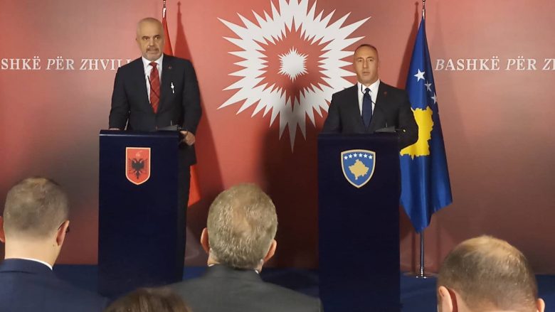 Kryeministri shqiptar premton se brenda gjashtë muajve do të ketë zero tarifa biznisore ndërmjet Kosovës dhe Shqipërisë