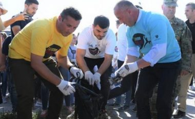 Haradinaj merr pjesë në pastrimin e Gërmisë