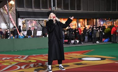 U kritikua se nuk këndoi ‘live’, Rita Orës i del në mbrojtje artisti i njohur John Legend