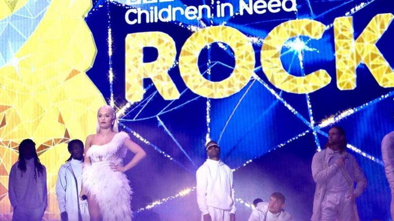 Rita Ora në koncertin bamirës të BBC-së