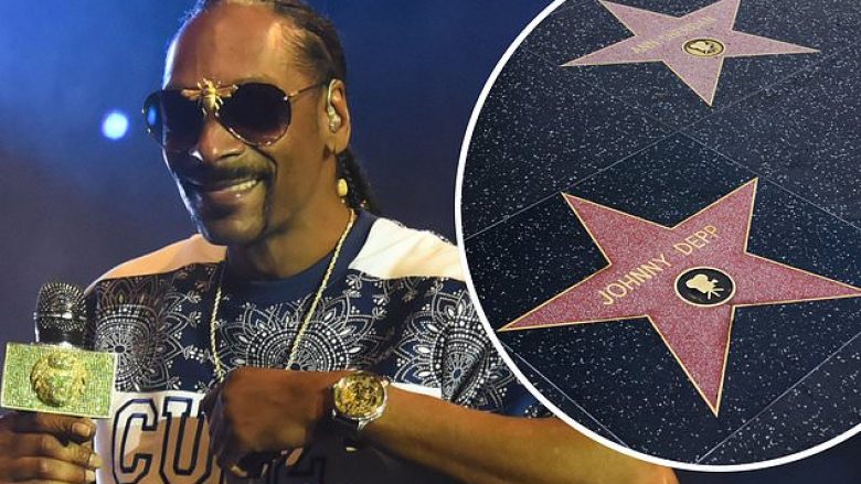 Snoop Dogg do të nderohet me yll në ‘Walk of Fame’ në Hollywood, për arritjet e tij në muzikë, bamirësi dhe gatim