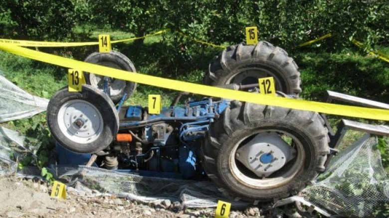 Aksident me traktor, një i vdekur dhe një i lënduar rëndë në Malishevë