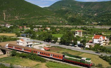 Shqipëria dhe Greqia së shpejti me një linjë hekurudhore