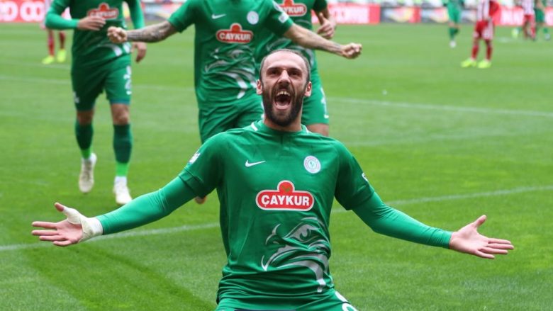 Vedat Muriqi shënon gol në barazimin e Rizesporit ndaj Sivassporit