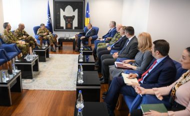 Haradinaj takon gjeneralin e KFOR-it, Lorenzo D’Addario, flasin për sigurinë në Kosovë
