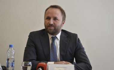 Tahiri: Gjyqësori efikas, mundësia e vetme për tërheqje të investimeve dhe zhvillim të ndërmarrësisë