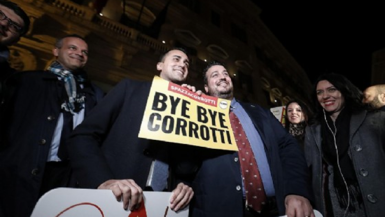 Italia miraton ligjin: Të korruptuarit, largim përjetë nga administrata