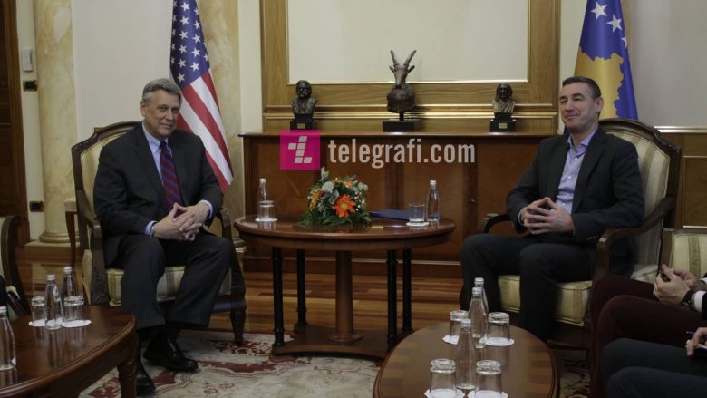 Veseli takoi ambasadorin e ri amerikan: Kosova do të ecë përkrah me SHBA-të në çdo hap