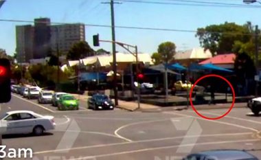 Shpërthen kamioni në mes të qytetit në Australi, humb jetën një person (Video, +16)