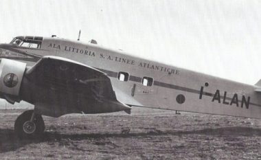 Në vitin 1937, kishte aeroplan të linjës Korçë-Tiranë