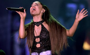 Ariana Grande ribën skena filmike në klipin e këngës “Thank U, Next”