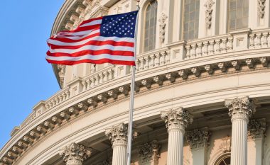 Kongresi miraton buxhetin vjetor të SHBA-ve