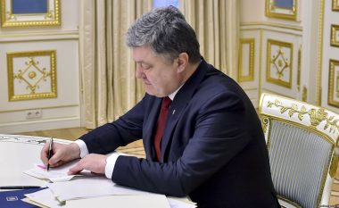 Presidenti i Ukrainës i jep fund Traktatit të Miqësisë me Rusinë
