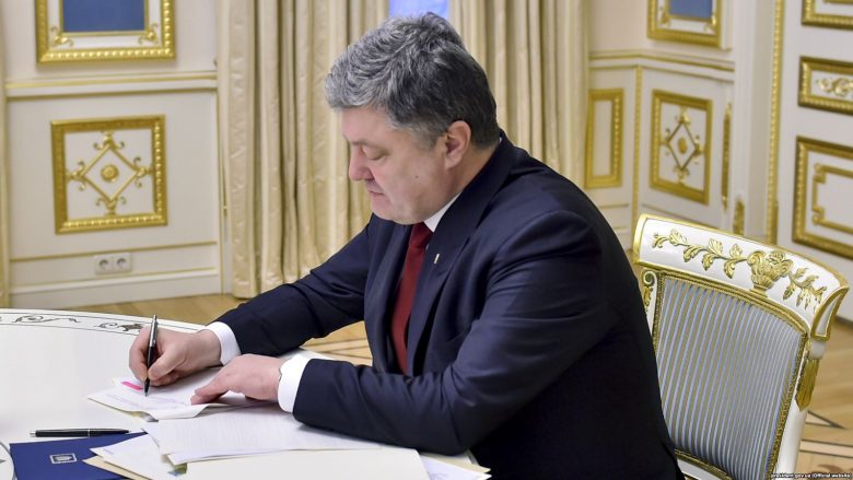 Presidenti i Ukrainës i jep fund Traktatit të Miqësisë me Rusinë