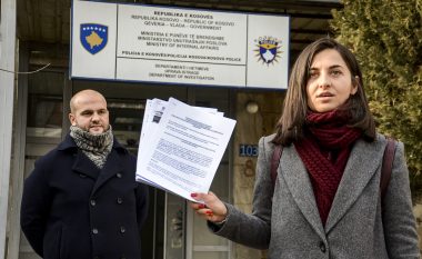 Vetëvendosje: Të hetohet kryetari i Prishtinës, që i shpërndan dhurata vetes dhe shokëve