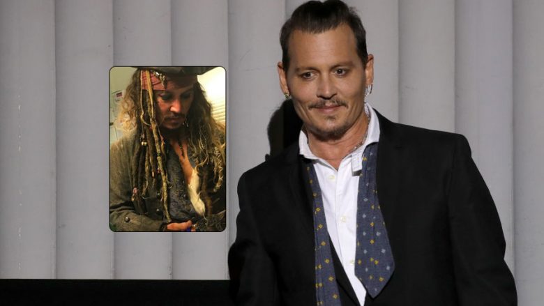 Edhe pse nuk do ta luajë më piratin, Depp vishet si Jack Sparrow dhe i viziton fëmijët e sëmurë me kancer