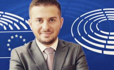 Cakaj: Shtyrja e negociatave, lajm jo inkurajues për Shqipërinë