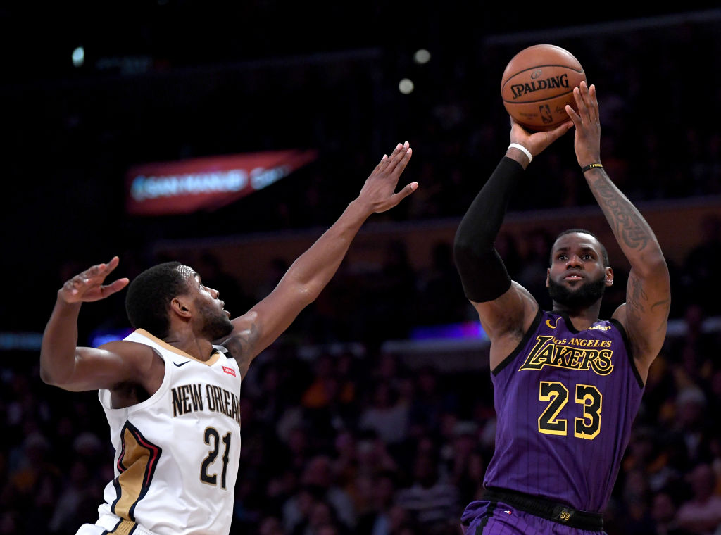 Lakers rikthehen te fitorja, triumfojnë edhe San Antonio Spurs e Toronto Raptors