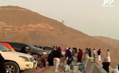 Rrëzohet helikopteri afër Dubait, humbën jetën katër persona (Video)