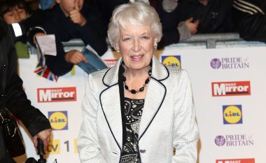 Ka ndërruar jetë aktorja britanike June Whitfield