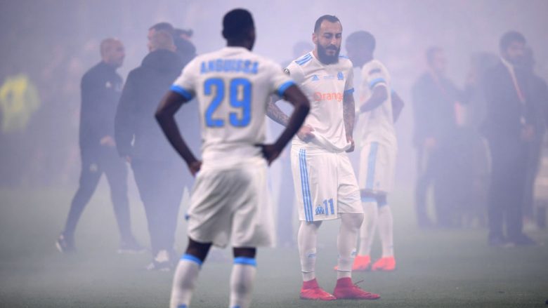 Ndeshja fantazmë e Mitroglout, sulmuesi i Marseilles bën një nga paraqitjet më të dobëta që mbahet mend në botën e futbollit
