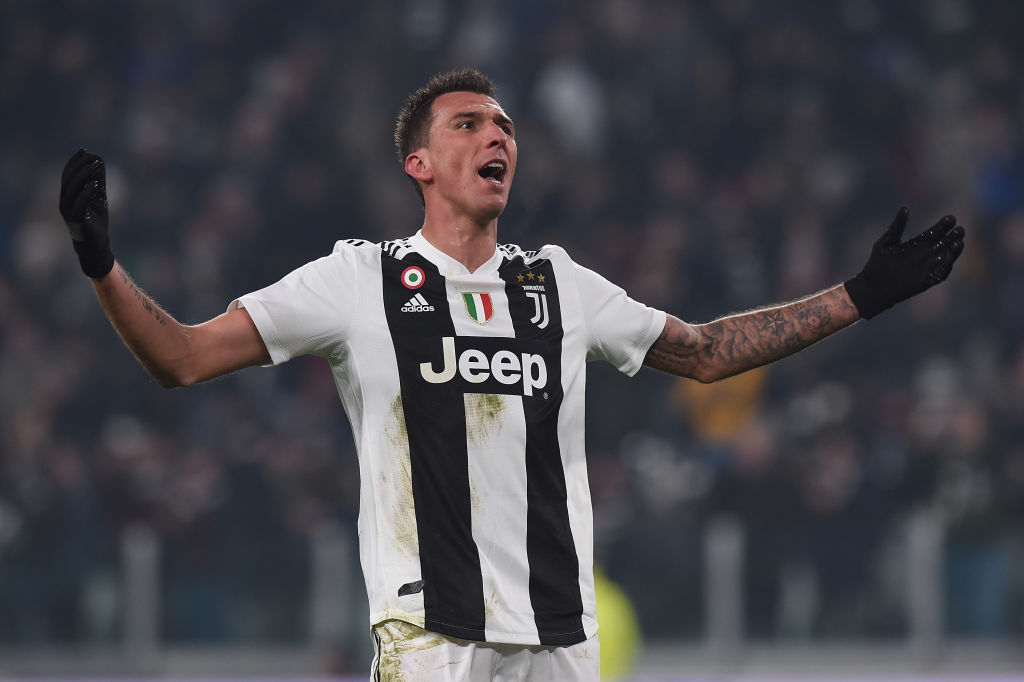 Mandzukic pritet të rinovojë me ngritje page me Juventusin