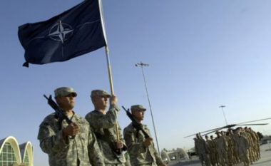 NATO-ja rithekson angazhimin në Afganistan pas tërheqjes amerikane