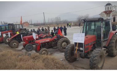 Bujqit protestuan në Saramzalinë të Sveti Nikoles