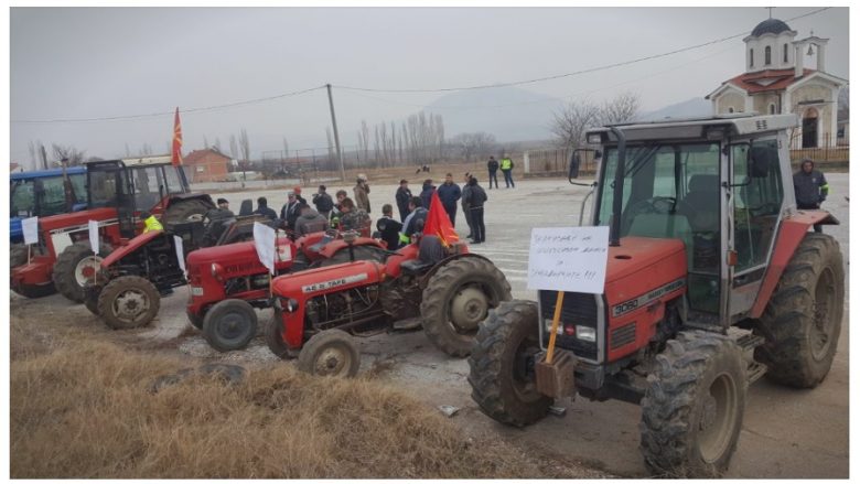 Bujqit protestuan në Saramzalinë të Sveti Nikoles