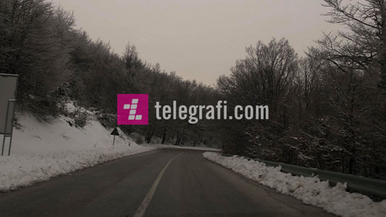 Për mirëmbajtjen e rrugëve të Shkupit gjatë dimrit janë siguruar 6 mijë tonë kripë industriale