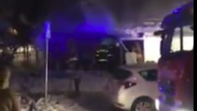 Përfshihet nga zjarri një lokal në lagjen “Marigona” në Prishtinë (Video)