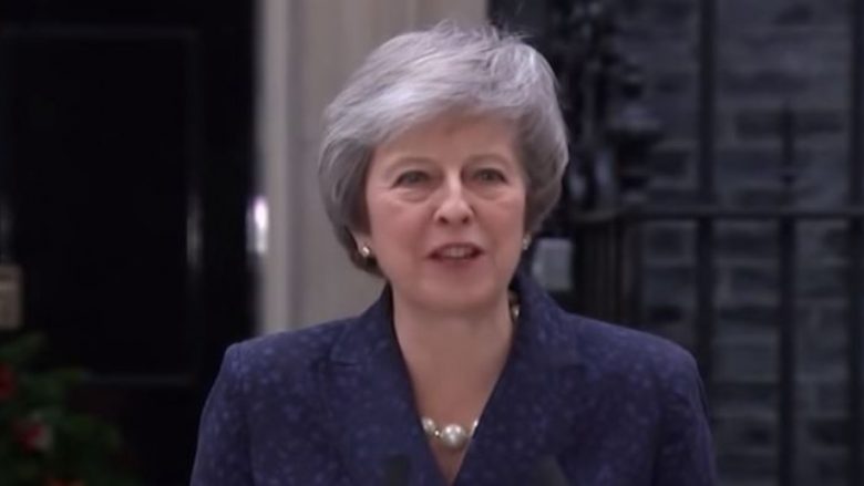 May paralajmëron për situatën në Britani nëse nuk ka pakt për Brexitin