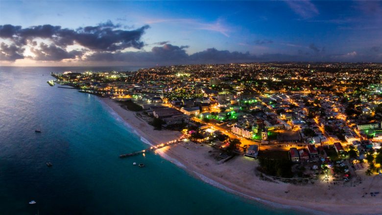 Jetë e ëmbël në Barbados, vend i përsosur për të përjetuar momente të paharrueshme