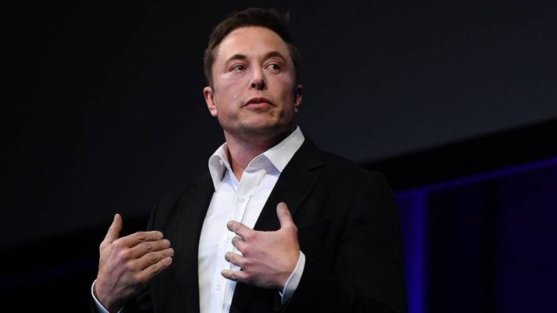 Musk: Askush nuk ka ndryshuar botën me vetëm 40 orë punë në javë