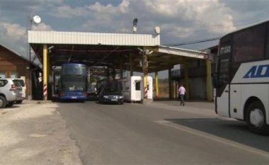 Policia tregon pse iu ndalua hyrja në Kosovë autobusit nga Beogradi
