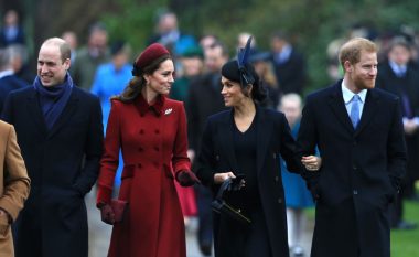 Shuhen spekulimet për përçarje në familjen mbretërore, Harry dhe William i festuan me bashkëshorte Krishtlindjet
