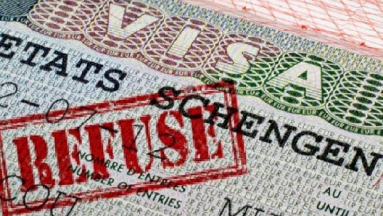 Qytetarët e dëshpëruar për mos liberalizimin e vizave, kërkojnë që dikush të jap dorëheqje