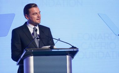 Fondacioni i Leonardo DiCaprios dhuron 100 milionë dollarë bamirësi për të ndihmuar në luftën kundër ndryshimeve klimatike