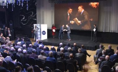 Qeveria do të ndajë 300 mijë euro për Federatën e Hendbollit