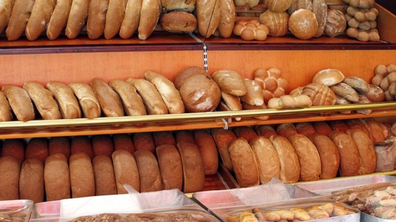 Gjobiten disa furra të bukës në Prishtinë, Prizren e Fushë Kosovë (Video)