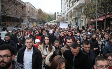 Studentët vazhdojnë protestat, refuzojnë dialogun