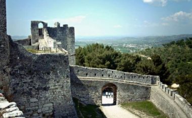 Rreth 130 mijë vizitorë zbuluan historinë mbresëlënëse të Kalasë së Beratit,