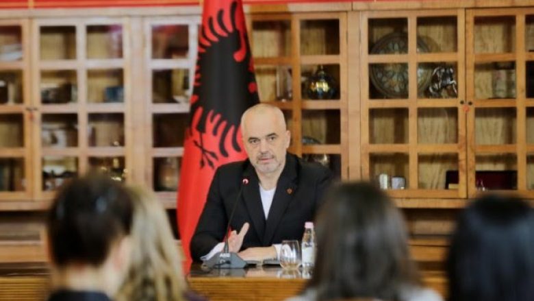 Qeveria e Shqipërisë mbledhje të posaçme për kërkesat e studentëve