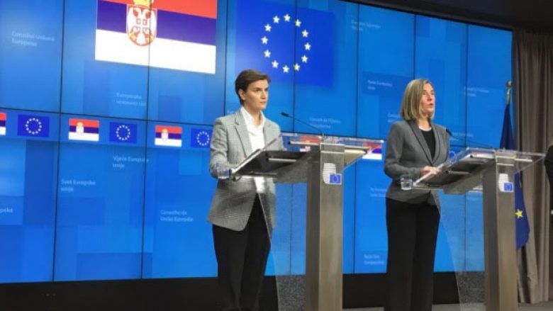 Mogherini kërkon sërish heqjen e taksave ndaj Serbisë