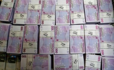 Arrestohet me 12 mijë euro të falsifikuara