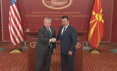 Zaev: Maqedonia mbetet e përkushtuar në anëtarësimin e Maqedonisë në NATO dhe BE